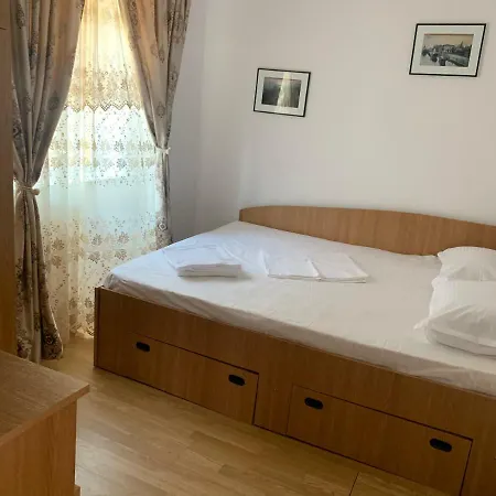 בית נופש Casa Galbena *