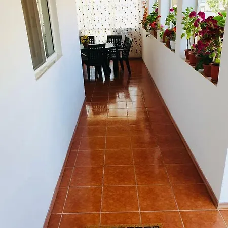 Casa Galbena 펜션 *